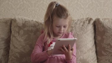 Anne ve çocuk birlikte zaman harcamak