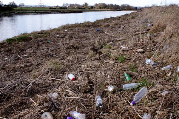 Nehir Nith, Dumfries üzerinde çöp