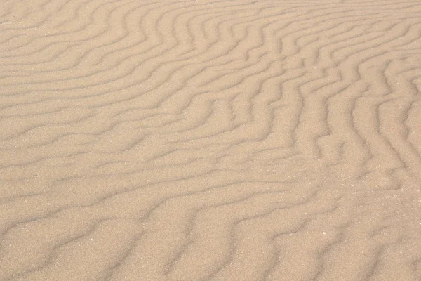 Παρασκήνιο Κύματα Και Κύματα Στην Άμμο — Φωτογραφία Αρχείου