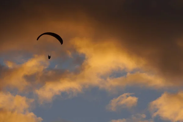 Paragliding — Stock Photo, Image