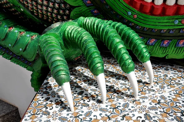 Ejder Pençesi, Wat Ban Den, Chiang Mai bölgesi, Tayland. 