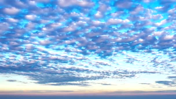 Time Lapse Βίντεο Όμορφα Κινούμενα Σύννεφα Και Μπλε Φόντο Του — Αρχείο Βίντεο