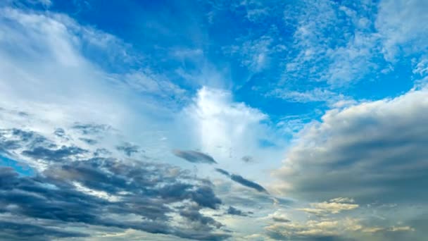 Time Lapse Video Hermosas Nubes Movimiento Fondo Cielo Azul Imágenes — Vídeos de Stock