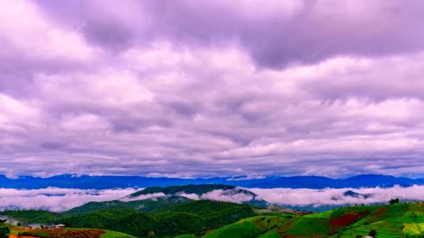 Time Lapse Video Belle Nuvole Movimento Cielo Blu Sopra Montagne — Video Stock