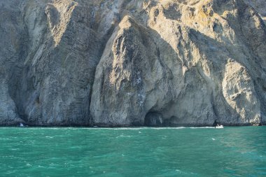 Kara-Dag dağları, deniz manzarası, Kırım.
