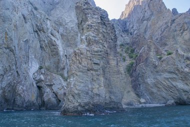 Kara-Dag dağları, deniz manzarası, Kırım.