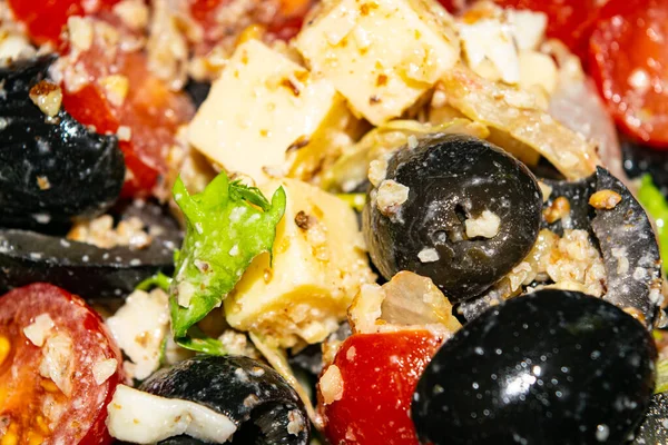 Gemüsesalat Mit Käse Fitness Salat Mit Tomaten Zwiebeln Oliven Salat — Stockfoto