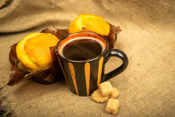 Two Fresh Cupcakes Mug Coffee Chunks Brown Cane Sugar Rough — Stock Photo, Image