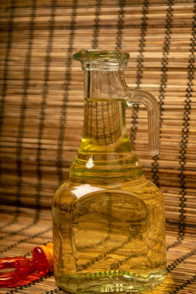 Bottle Olive Oil Background Reed Mat Close — Stock Photo, Image