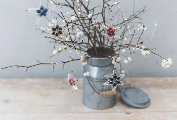 Weihnachtsgrußkarte Vorhanden Moderner Weihnachtsbaum Mit Vintage Dekoration — Stockfoto