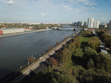 Drone panorama Moskova şehir helikopter