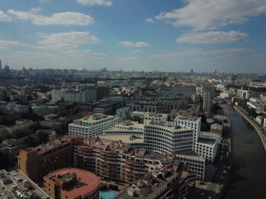 Helikopter panorama gökyüzü görüntülemek Moskova
