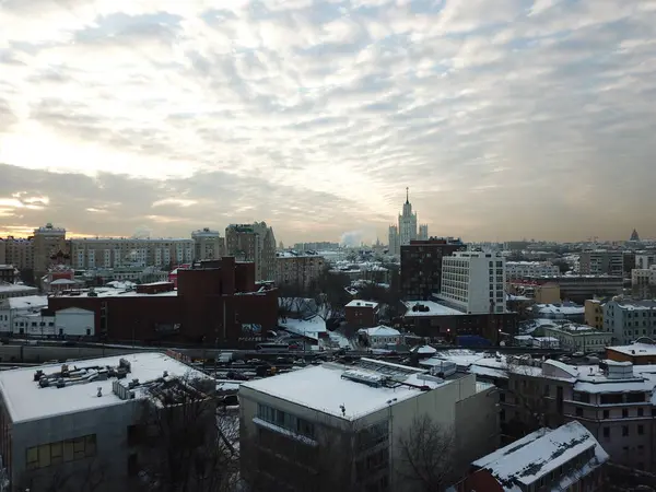 Panorama Moskova versite görünümü