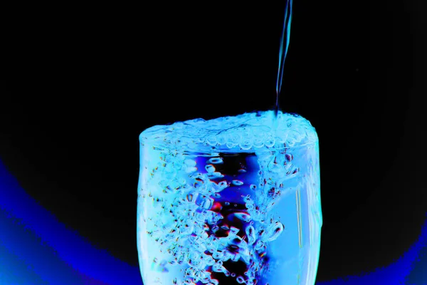 Glas Water Glas Water Met Niet Gedefinieerde Gif Drinken — Stockfoto