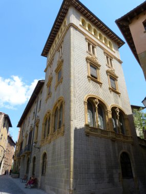 Anıtlar ve Vic Katalan nüfusun tarihsel anıtlar