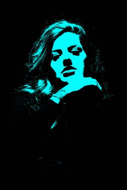 Profil ve jestler yapma bir model profili