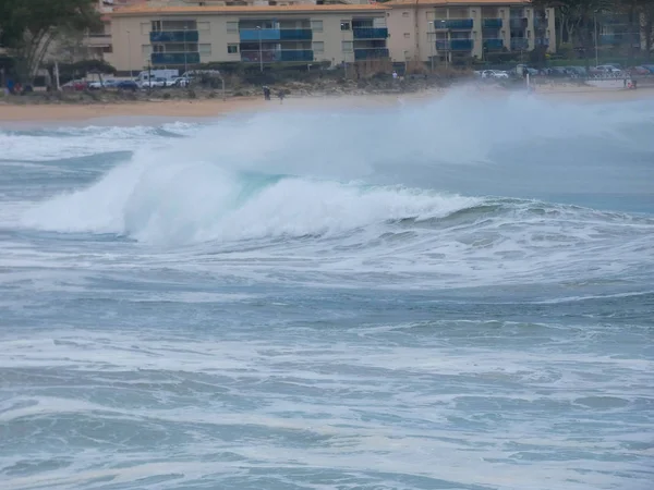 Grandes Olas Que Estrellan Contra Arena Las Rocas Costa — Foto de Stock