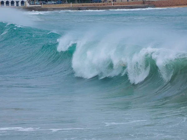 Grandes Olas Que Estrellan Contra Arena Las Rocas Costa —  Fotos de Stock