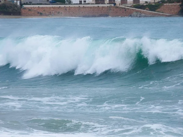 Grandes Olas Que Estrellan Contra Arena Las Rocas Costa —  Fotos de Stock