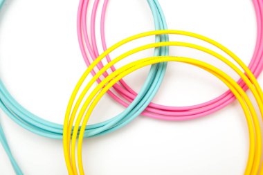 rasgele çeşitli renklerde geometrik şekiller