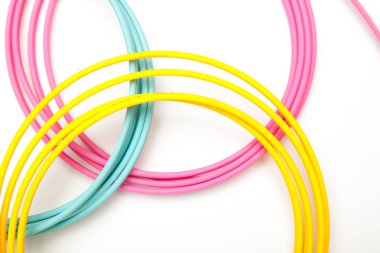 rasgele çeşitli renklerde geometrik şekiller