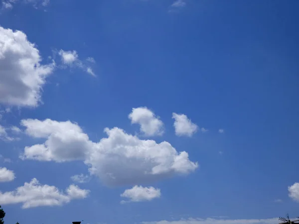 Clouds Blue Sky Forming Whimsical Shapes — Stock Photo, Image