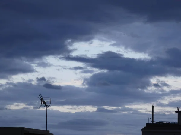 5000Twilight Sundown Dusk City Antennas Buildings Background Backlight — Stock Photo, Image