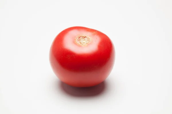 Tomate Sano Saludable Color Rojo Sobre Fondo Blanco —  Fotos de Stock