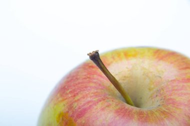 Elma su damlaları dolu, tatlı için yemek için ideal, zengin sağlıklı ve vitamin dolu