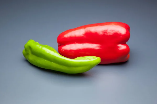 Green Red Pepper Healthy Vegetable Full Vitamins Can Eaten Raw — Stock Photo, Image