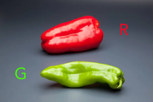 Peperone Verde Rosso Vegetale Sano Ricco Vitamine Può Essere Mangiato — Foto Stock