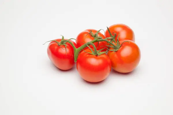 Tomate Rojo Fresco Traído Del Jardín Para Directamente Mesa Podemos — Foto de Stock