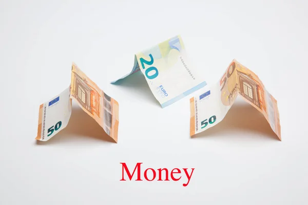 Money is the engine of the capitalist world, it is necessary for daily purchases, necessary for the operation of companies, businesses, banks, markets, etc ... Money is the main element used by banks, they leave it at rates of interest.