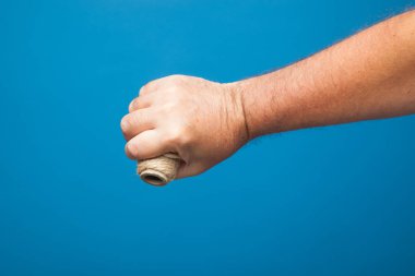 Hangi sayısal işaretler yapılır el, yumruklanmış yumruk; açık el