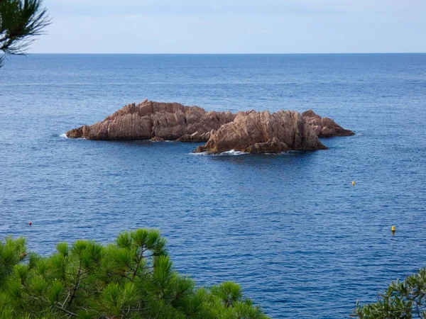 Costa Brava Girona Spanya Akdeniz Kıyıları Plajlar Kayalıklar Engebeli Manzara — Stok fotoğraf