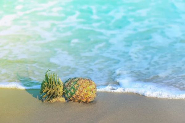 Fresh Pineapple Sea Tropical Fruit Sand Wave Beach — Stock Photo, Image