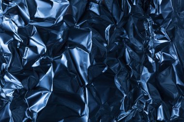 Tam kare buruşuk mavi alüminyum folyo arka plan bir parça almak