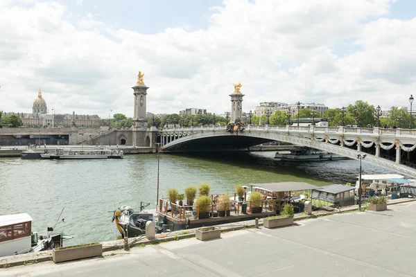 Paryż Francja Czerwca 2018 Pont Alexandre Iii Bridgethe Najbardziej Ozdobny — Zdjęcie stockowe