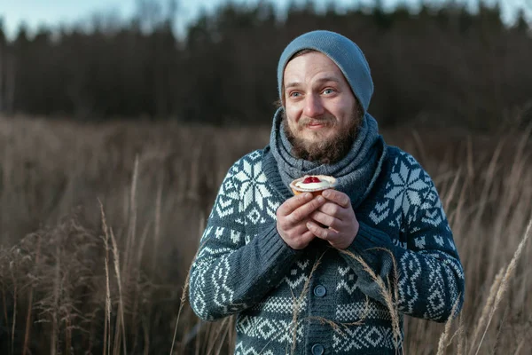 Lonely traveler celebrates his birthday in nature