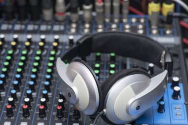 Profesyonel Audio ses sistemi