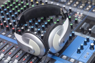 Profesyonel Audio ses sistemi