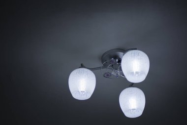 yuvarlak tavan ampulleri dekorasyon