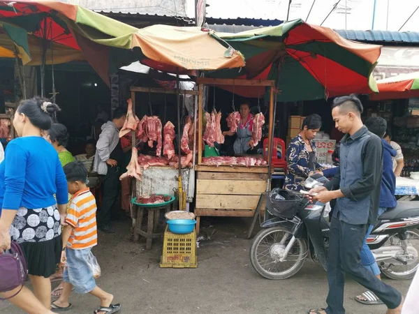 Scène Van Handelaar Verkoper Mensen Natte Markt Van Stad Sihanoukville — Stockfoto