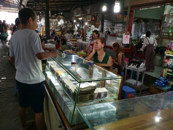 Cena Comerciante Vendedor Pessoas Mercado Molhado Cidade Sihanoukville Camboja Início — Fotografia de Stock