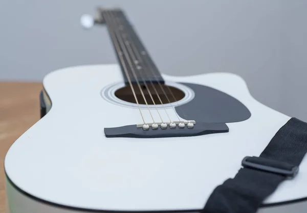 Playing Musical Analog Guitar — Stock Photo, Image