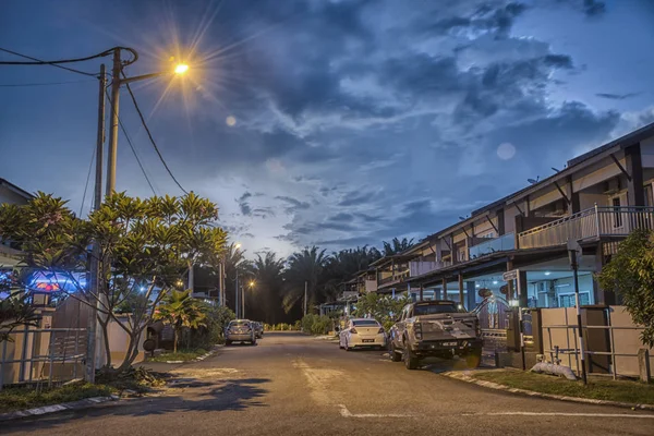 佩拉克 马来西亚 2019年5月12日 在磅岛Permai居民街日出前美丽的清晨天空场景 — 图库照片