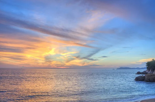 Późnym Wieczorem Pięknej Plaży Sunset — Zdjęcie stockowe