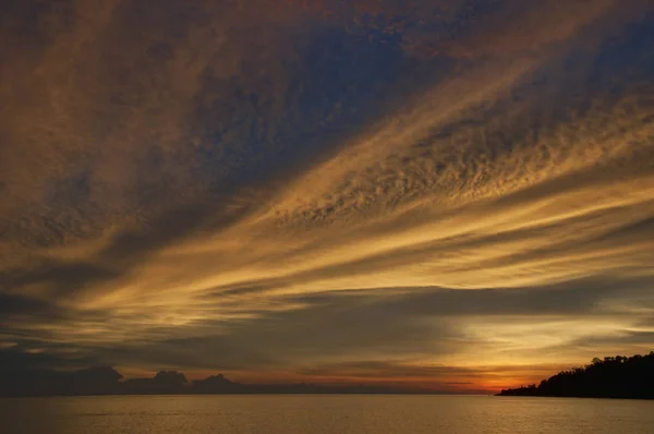Niesamowite Dekoracje Plaży Podczas Zachodu Słońca Lub Wschodu Słońca — Zdjęcie stockowe