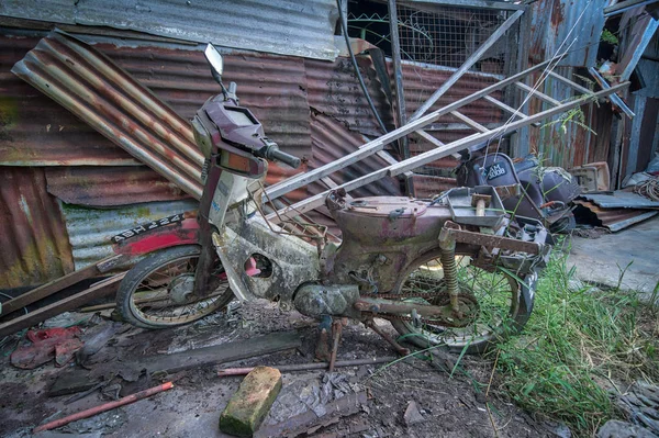 Kampong Koh Perak Malaysia May 2018 Piles Unrepairable Wreckage Motorcycle — Stock Photo, Image