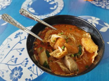 Taufulu baharatlı köri.. 